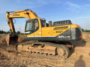HYUNDAI R305-9T used excavator photo 1