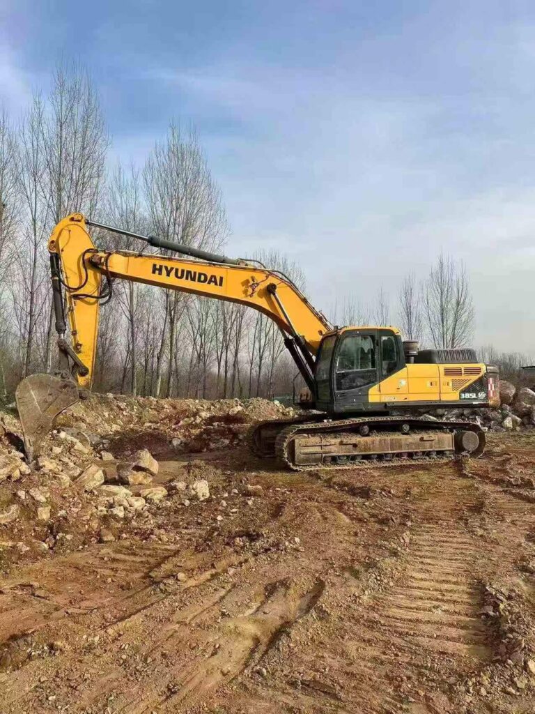 HYUNDAI R350VS used excavator photo 2