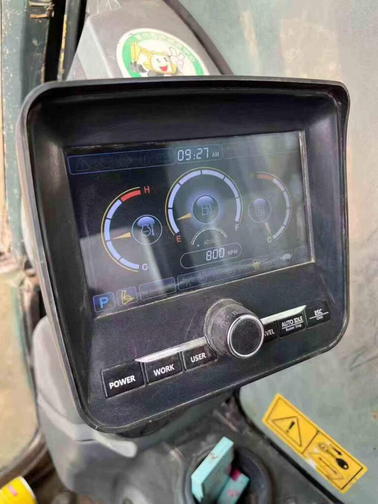 HYUNDAI R350VS used excavator photo 9