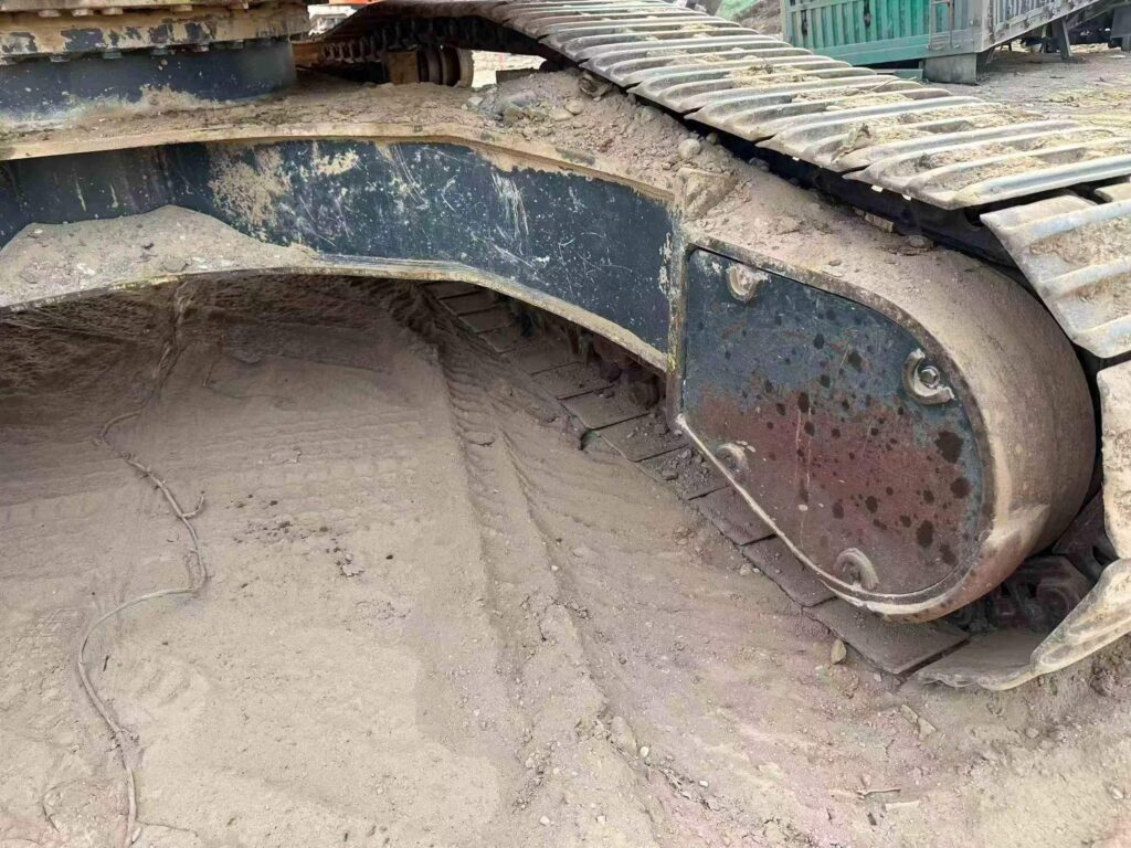 HYUNDAI R385-9T used excavator photo 5