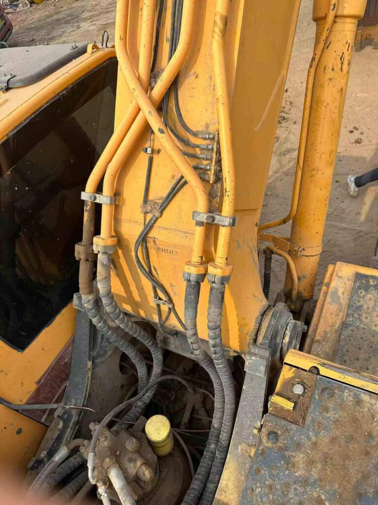 HYUNDAI R385-9T used excavator photo 6