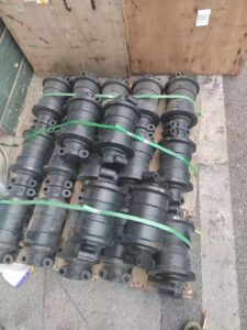 KATO 820, KATO 1023 Undercarriage Parts spare parts photo 1
