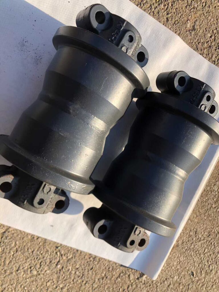 KATO 820 Track Roller spare parts photo 6