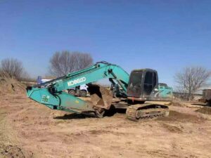 KOBELCO SK200-8 used excavator photo 1