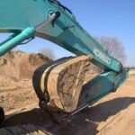 KOBELCO SK200-8 used excavator photo 9