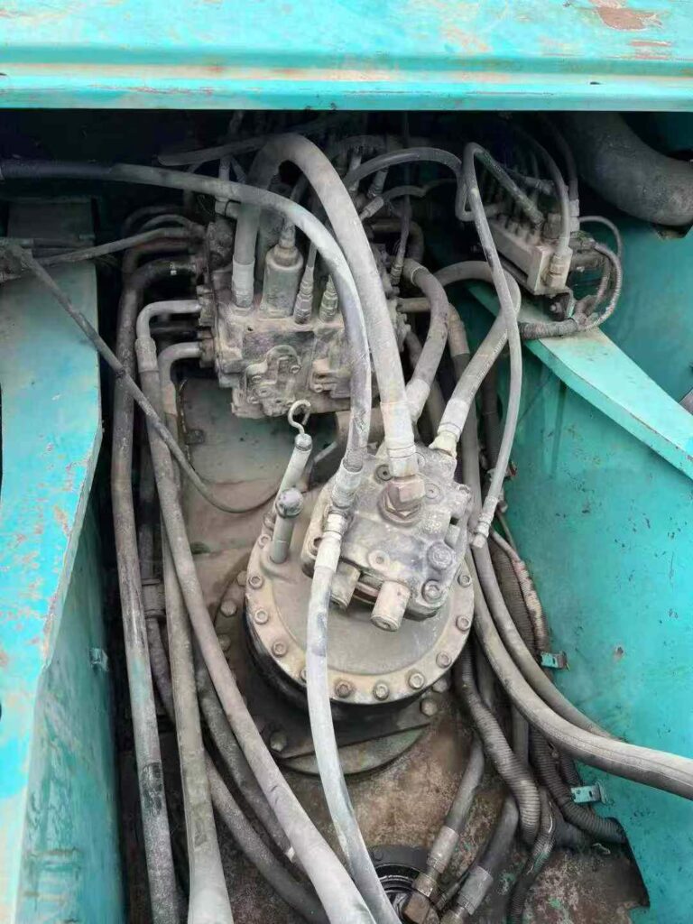KOBELCO SK250-8 used excavator photo 8