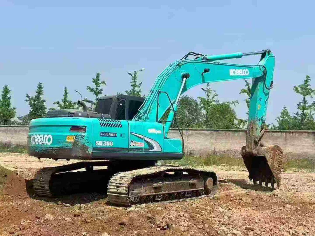 KOBELCO SK260-8 used excavator photo 4