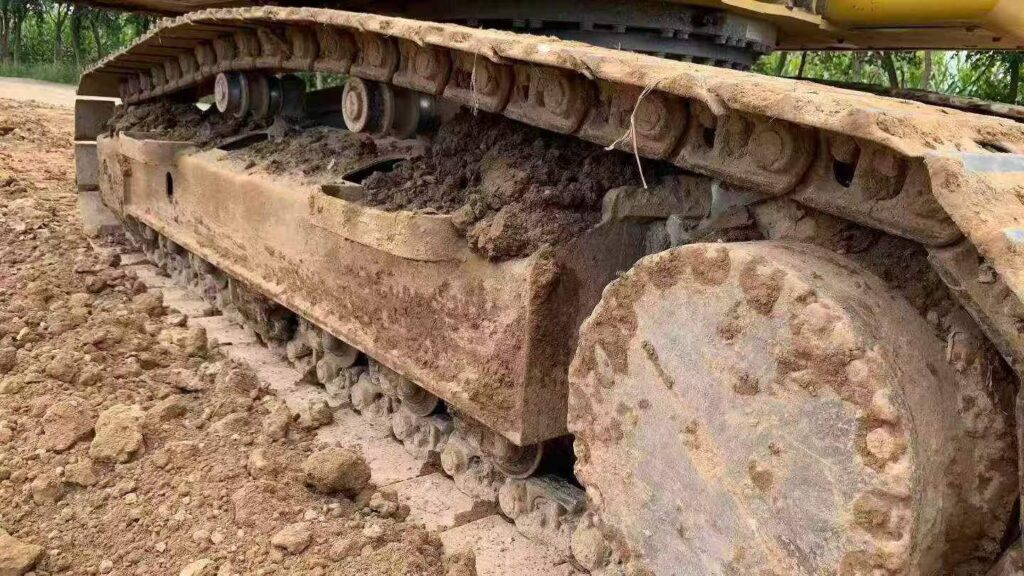 KOMATSU PC160 used excavator photo 6