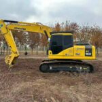 KOMATSU PC160 used excavator photo 3
