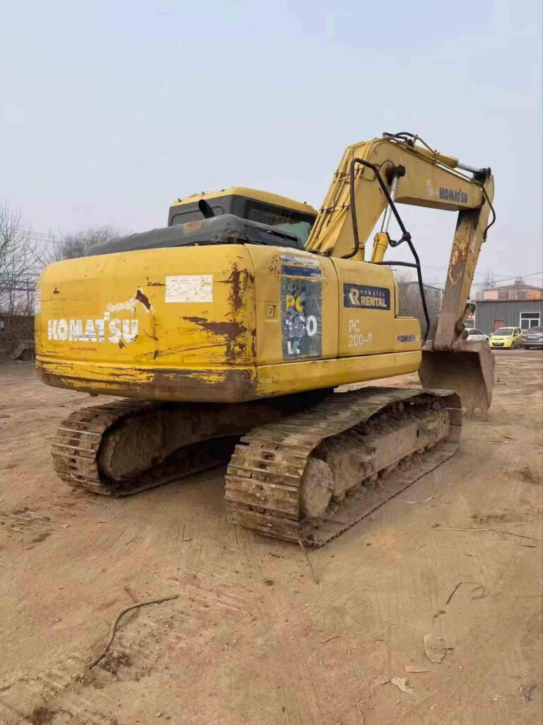 KOMATSU PC160 used excavator photo 5