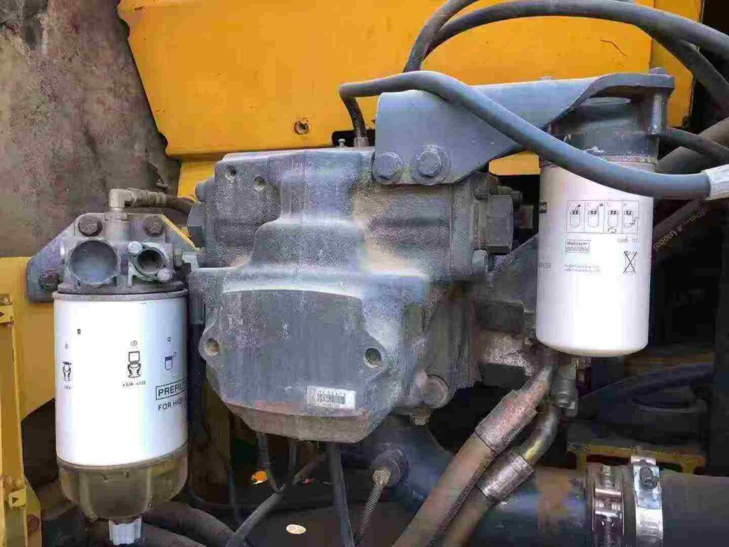 KOMATSU PC200MO used excavator photo 5