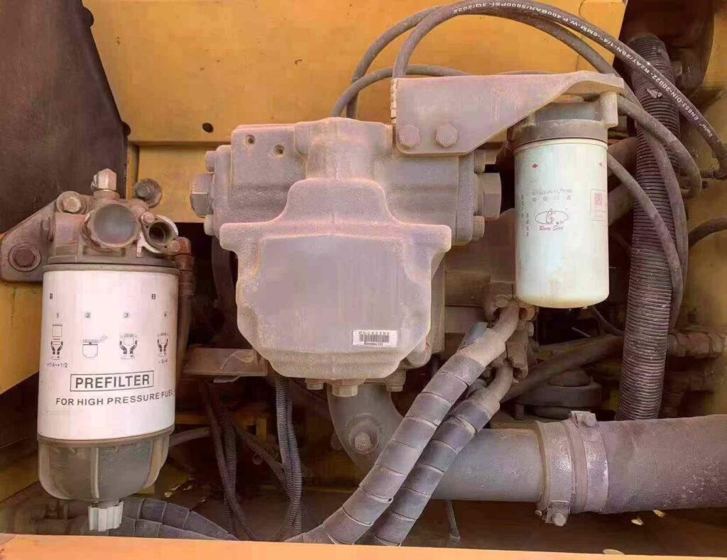 KOMATSU PC200MO used excavator photo 5