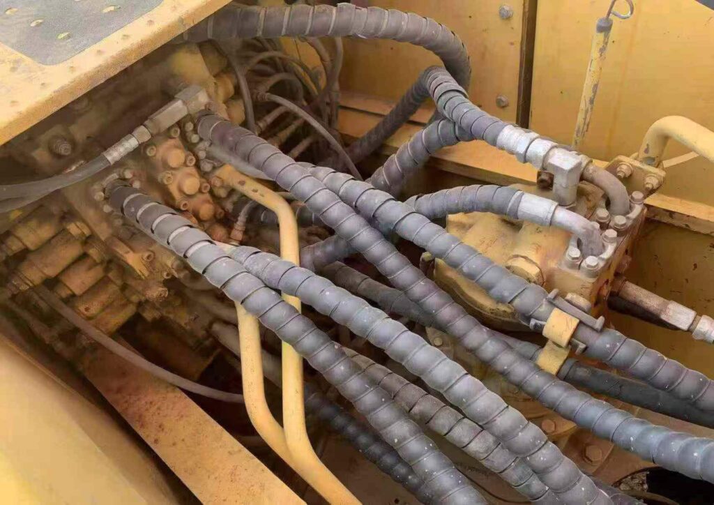 KOMATSU PC200MO used excavator photo 7