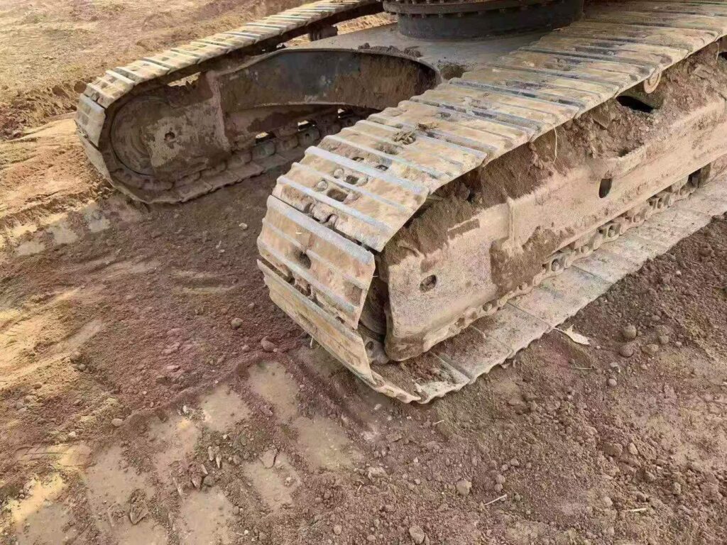 KOMATSU PC220MO used excavator photo 8