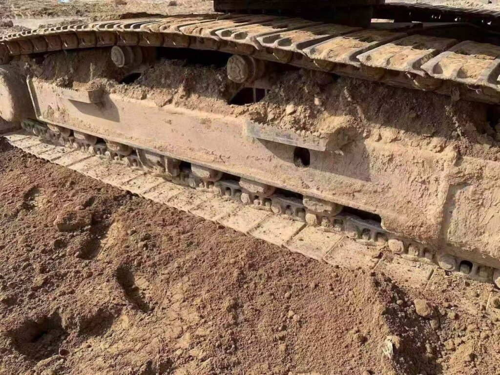 KOMATSU PC220MO used excavator photo 9