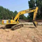KOMATSU PC240 used excavator photo 2