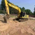 KOMATSU PC240 used excavator photo 3