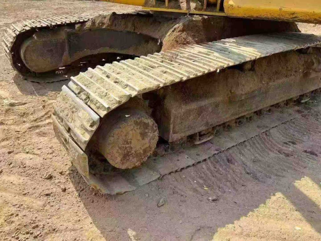 KOMATSU PC240 used excavator photo 7