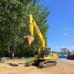 KOMATSU PC240-8MO used excavator photo 1