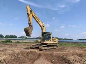 KOMATSU PC240MO used excavator photo 1