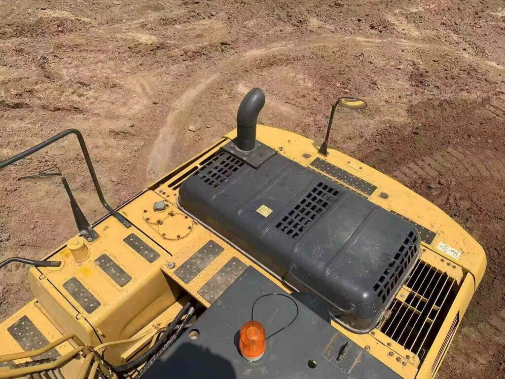 KOMATSU PC240MO used excavator photo 7