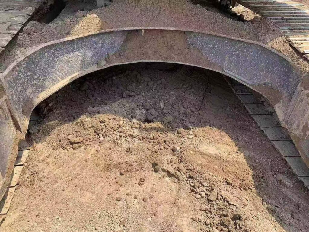 KOMATSU PC240MO used excavator photo 9