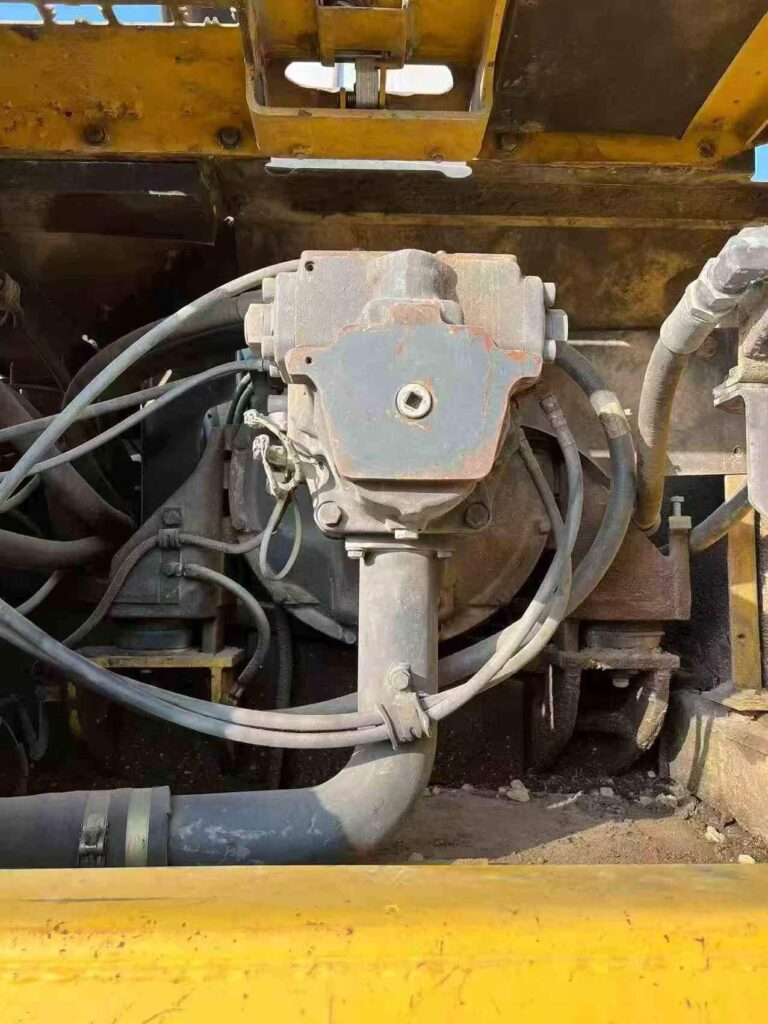 KOMATSU PC350-8 used excavator photo 5
