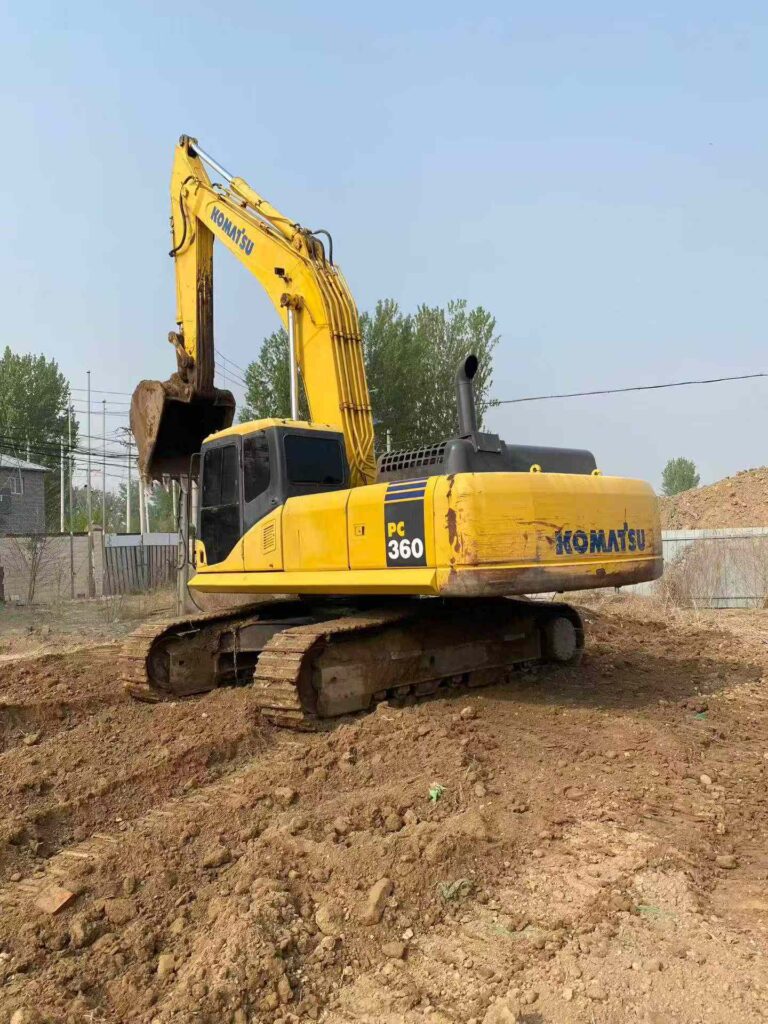 KOMATSU PC360-7 used excavator photo 2