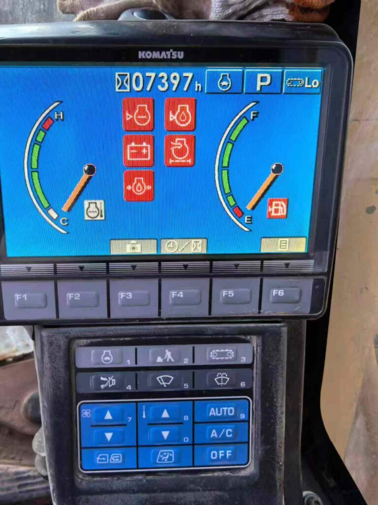 KOMATSU PC400-8 used excavator photo 7