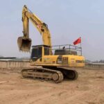 KOMATSU PC450-8 used excavator photo 2