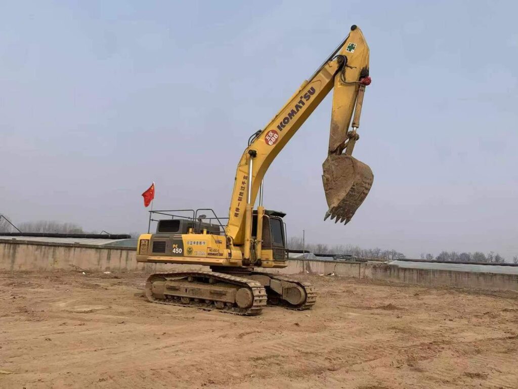 KOMATSU PC450-8 used excavator photo 4