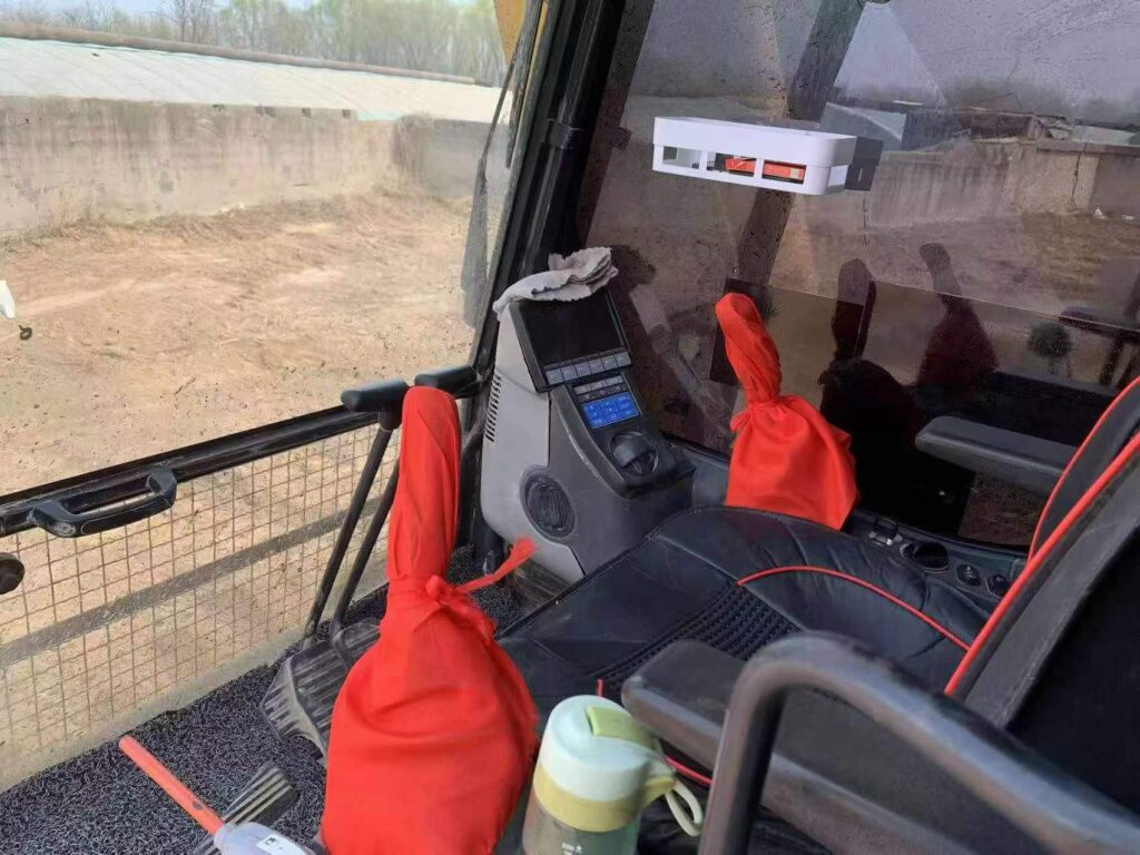 KOMATSU PC450-8 used excavator photo 6