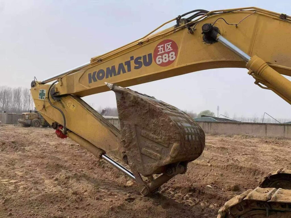 KOMATSU PC450-8 used excavator photo 7