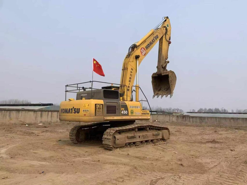 KOMATSU PC450-8 used excavator photo 4