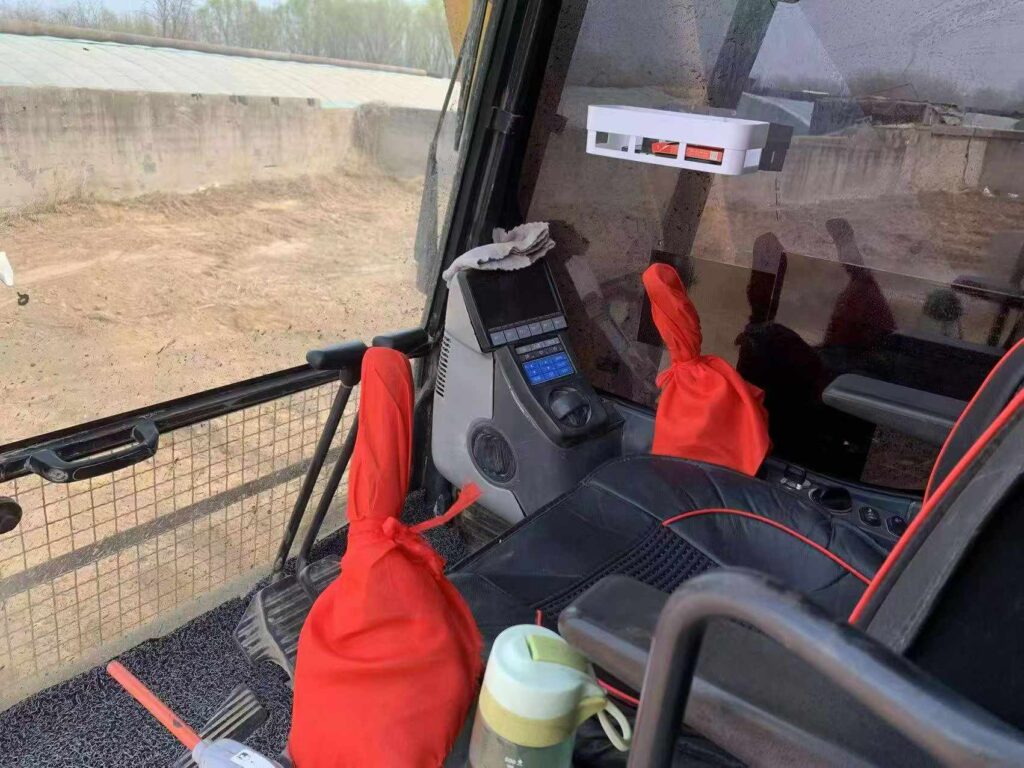 KOMATSU PC450-8 used excavator photo 6