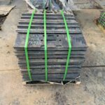 KOMATSU Track Shoe / Track Pad spare parts photo 1