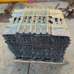 KOMATSU Track Shoe / Track Pad spare parts photo 3