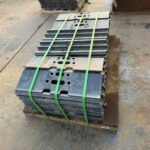 KOMATSU Track Shoe / Track Pad spare parts photo 6
