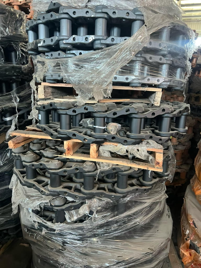 KOMATSU, VOLVO, DOOSAN Track Chain Assembly spare parts photo 2