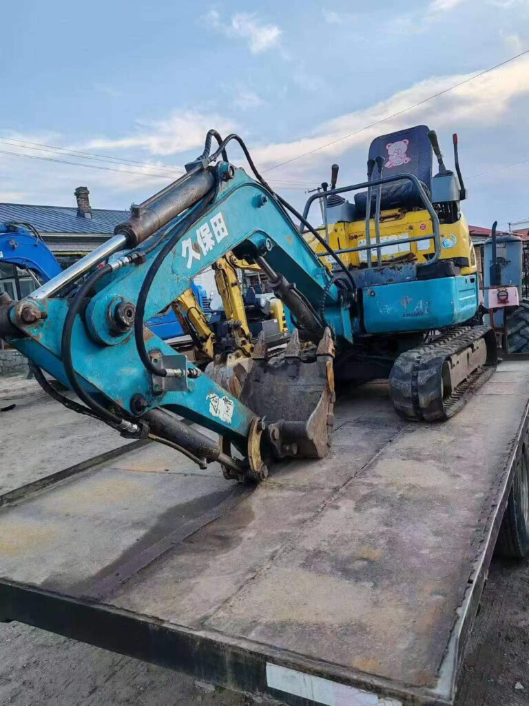 KUBOTA 15 used excavator photo 2