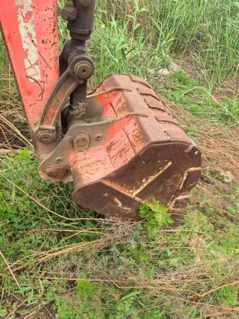 KUBOTA 165 used excavator photo 2