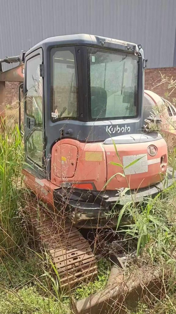 KUBOTA 165 used excavator photo 4