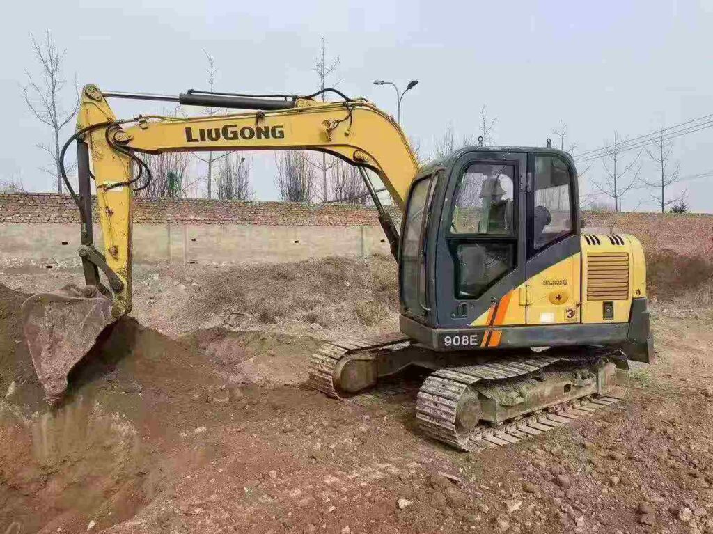 LIUGONG CLG908E used excavator photo 3