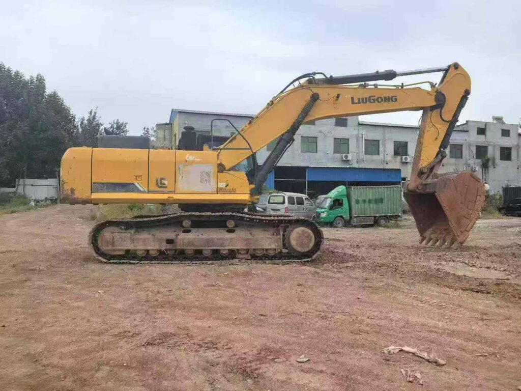 LIUGONG CLG950E used excavator photo 6