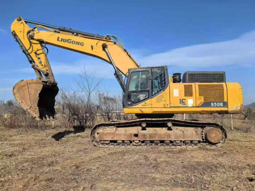 LIUGONG CLG950E used excavator photo 2