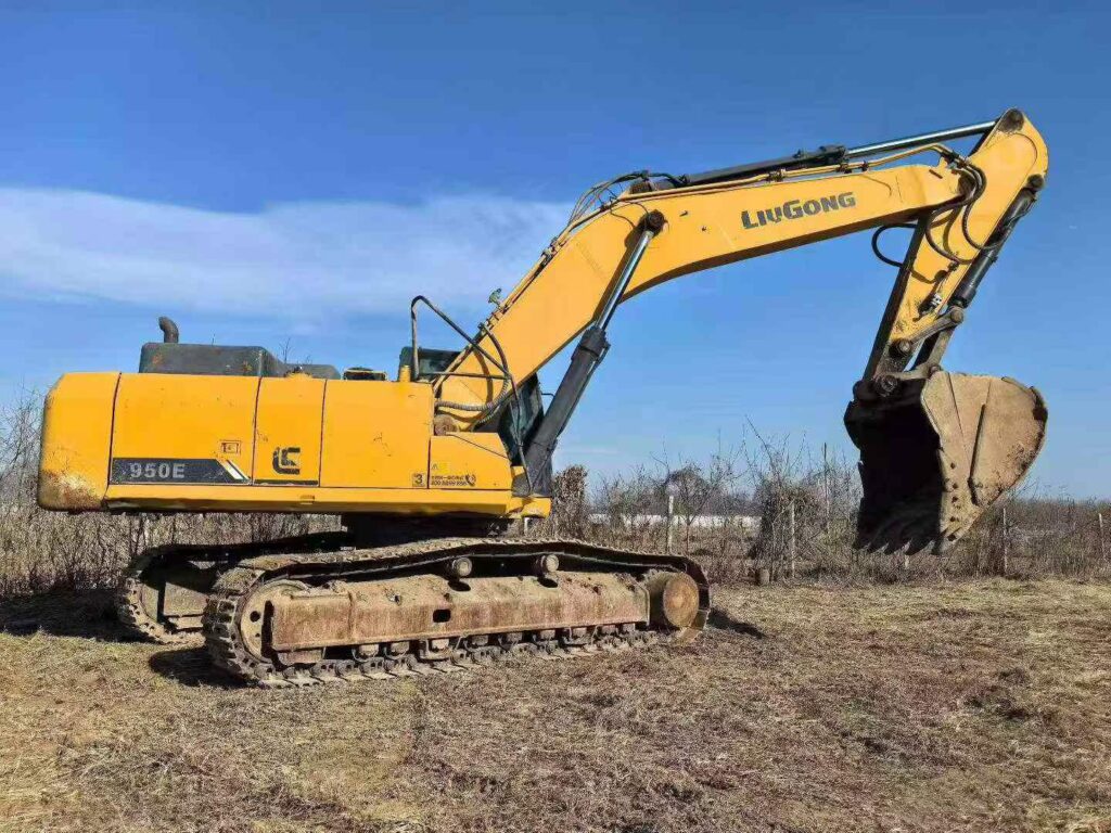 LIUGONG CLG950E used excavator photo 3