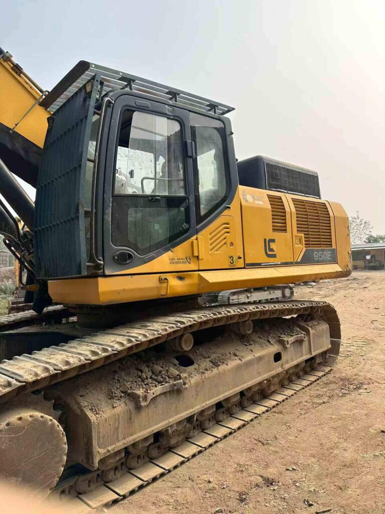 LIUGONG CLG960 used excavator photo 1