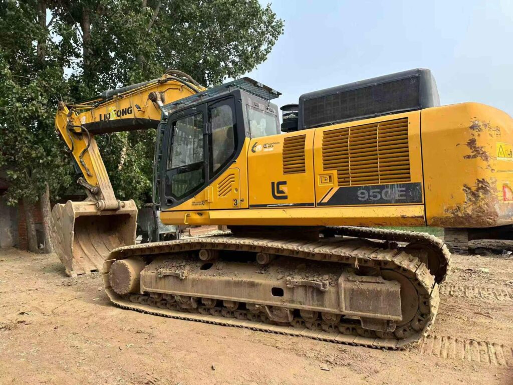 LIUGONG CLG960 used excavator photo 2