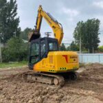 LIUGONG LG80E used excavator photo 1