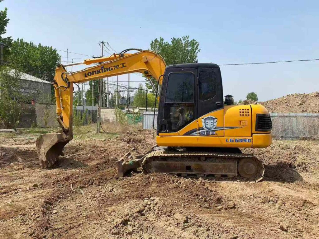 LONKING LG90 used excavator photo 3